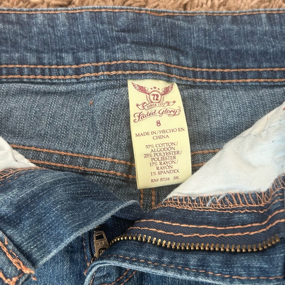 Faded Glory Medium Blue Denim Roll-Cuff Jean Shorts - Picture 2 of 3